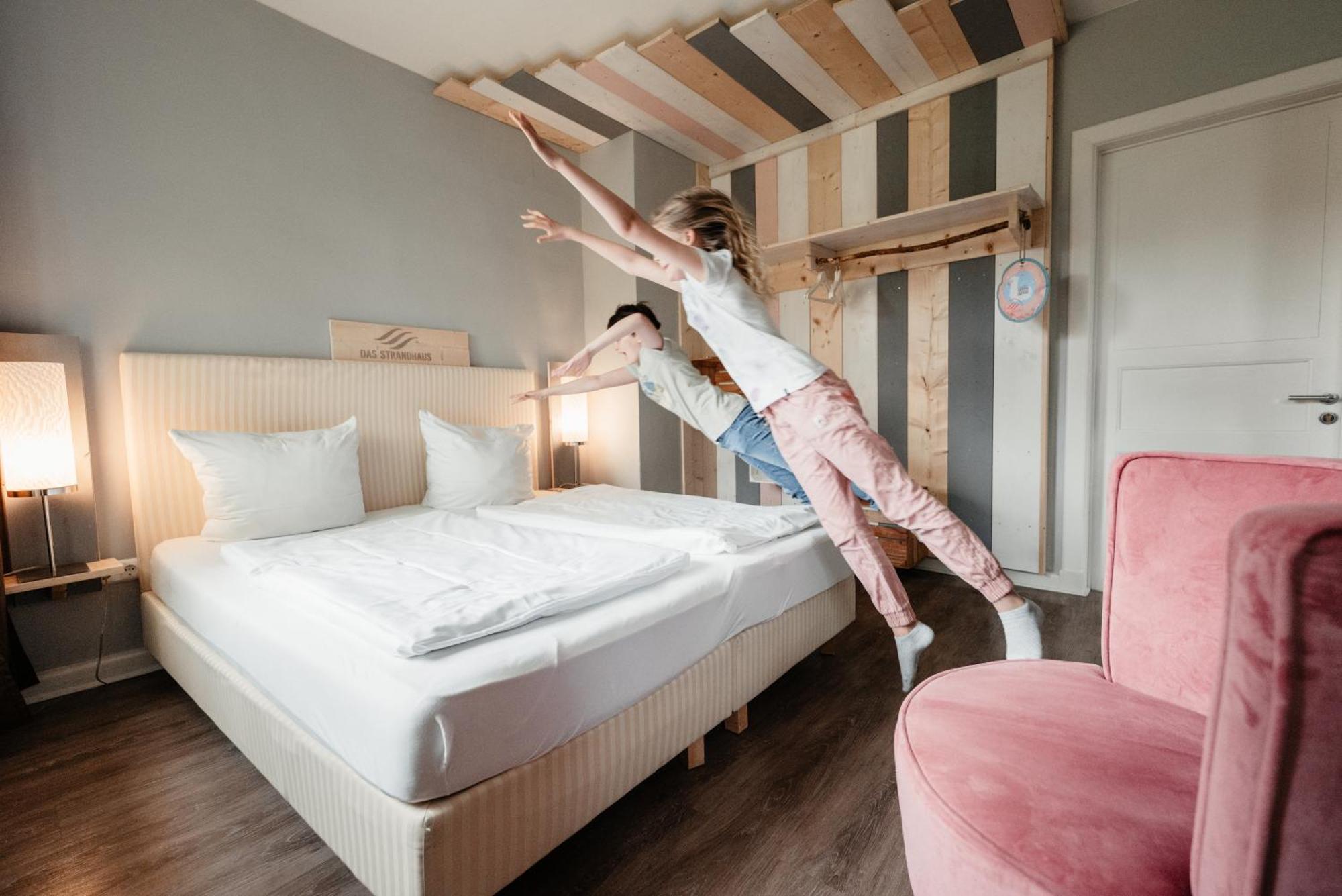 Hotel 'Das Strandhaus' ซังคท์ พีเทอร์-ออร์ดิง ภายนอก รูปภาพ